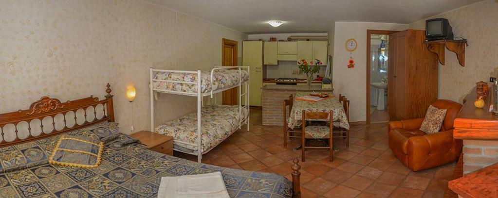 Bed and Breakfast Casa Lieta Subiaco Exterior foto