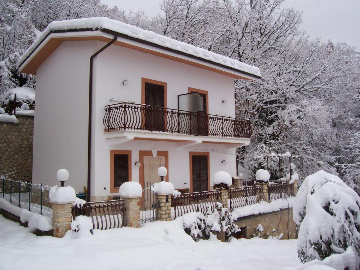 Bed and Breakfast Casa Lieta Subiaco Exterior foto